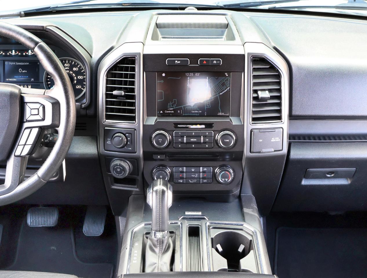 Ford F-150 XLT SuperCrew 4WD 2018