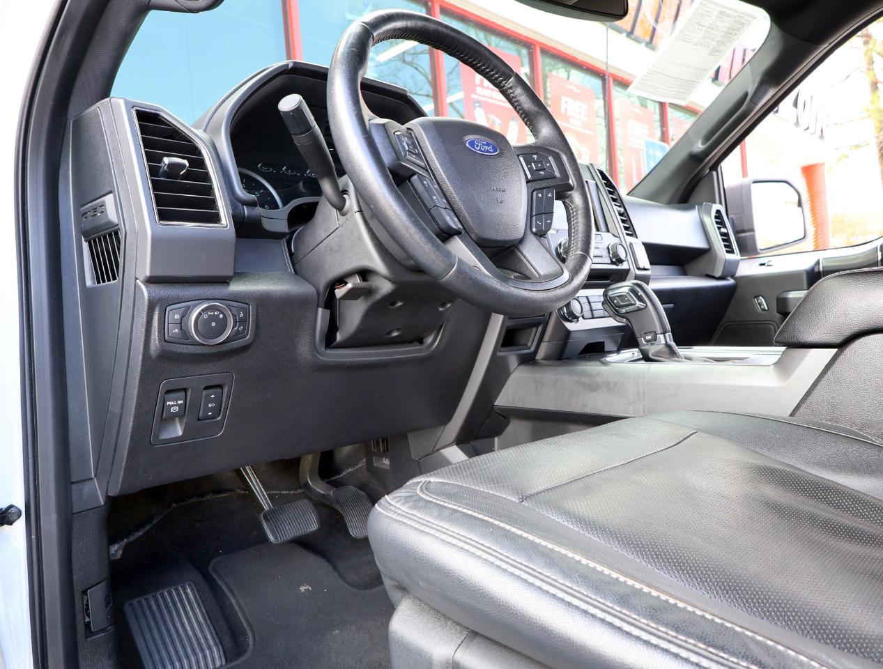 Ford F-150 XLT SuperCrew 4WD 2018