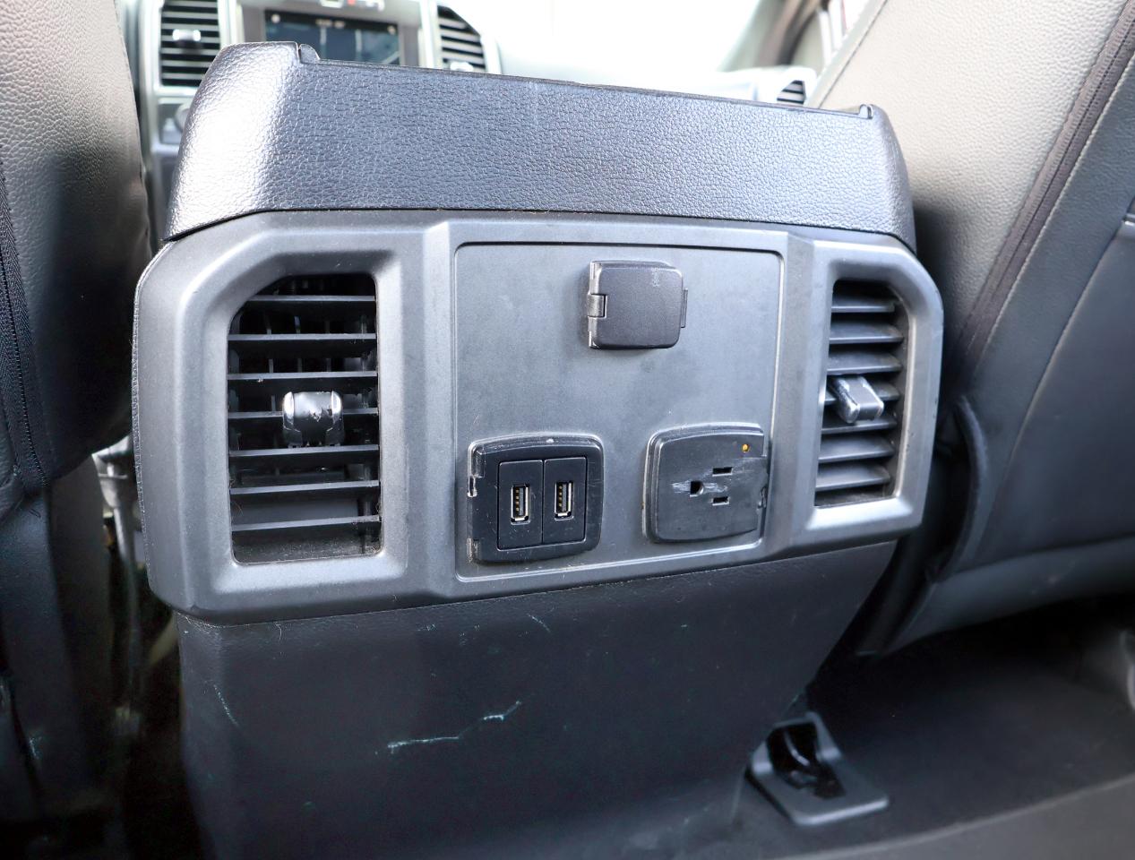 Ford F-150 XLT SuperCrew 4WD 2018