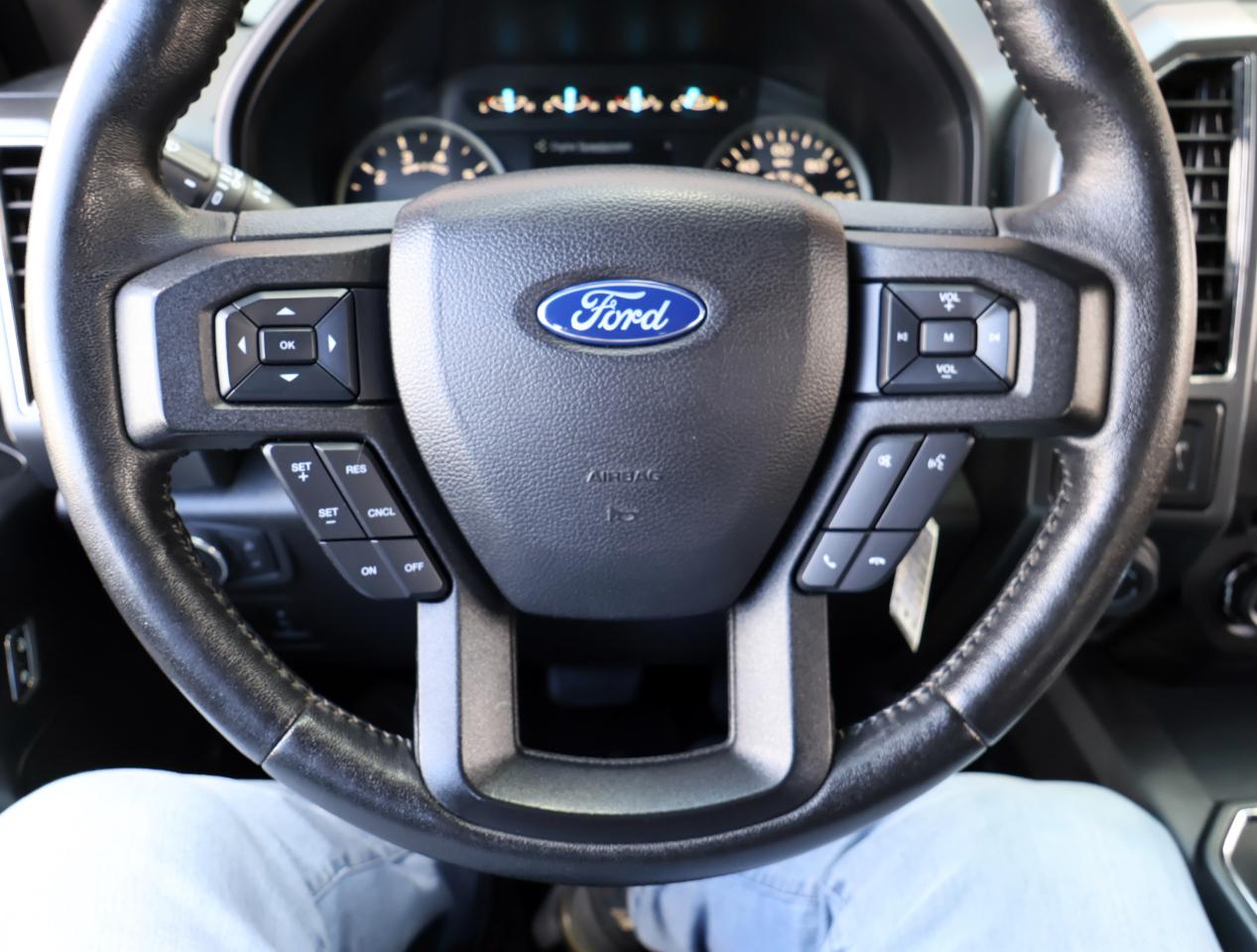 Ford F-150 XLT SuperCrew 4WD 2018