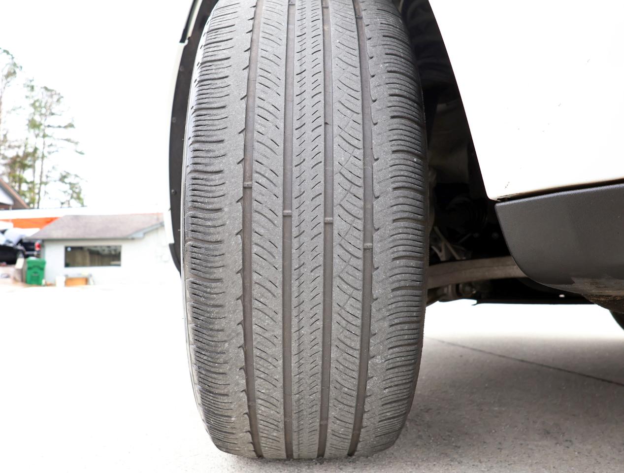 Porsche Macan Base 2021