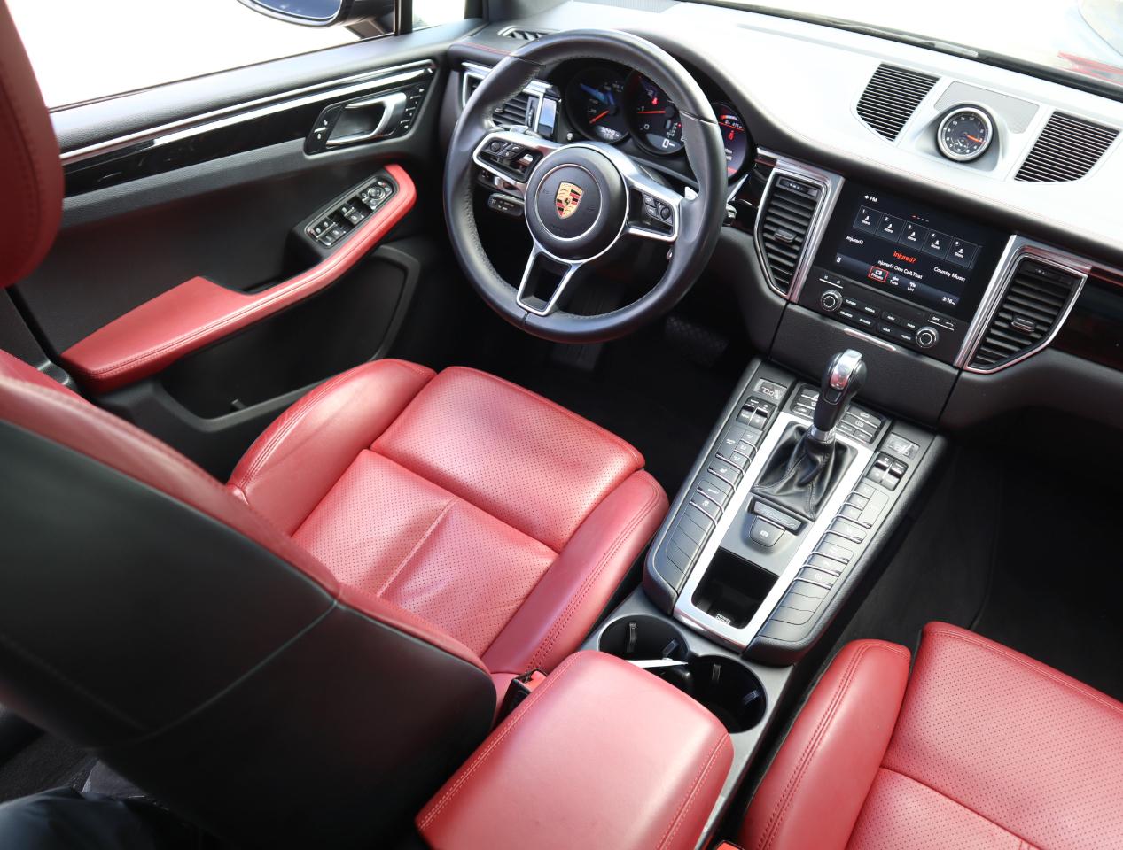 Porsche Macan Base 2018