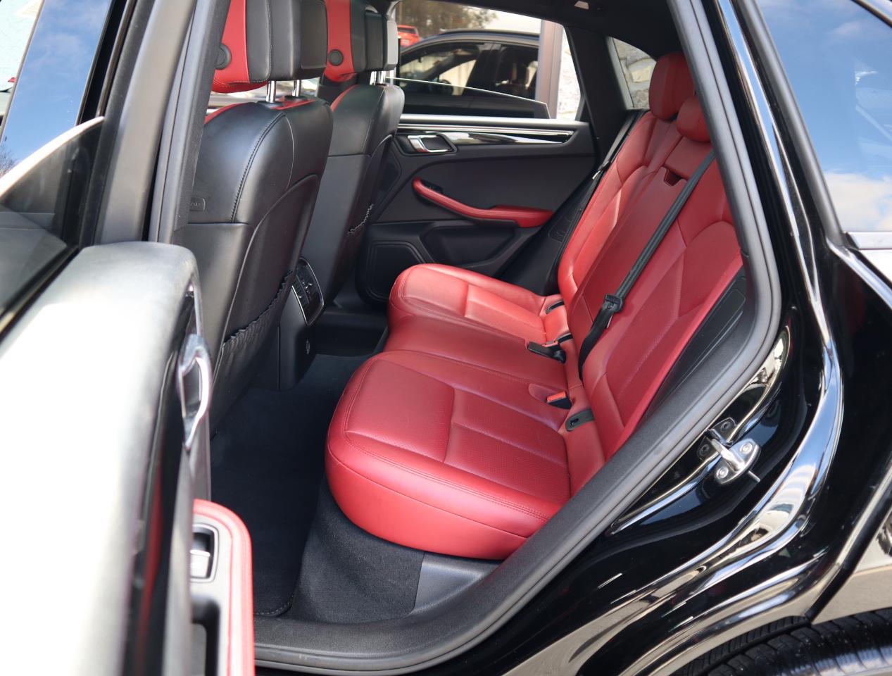 Porsche Macan Base 2018