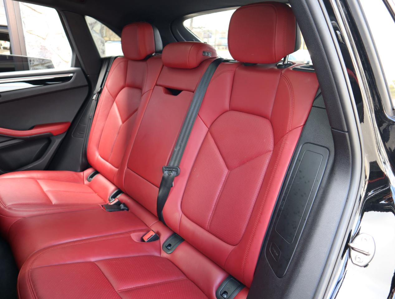 Porsche Macan Base 2018