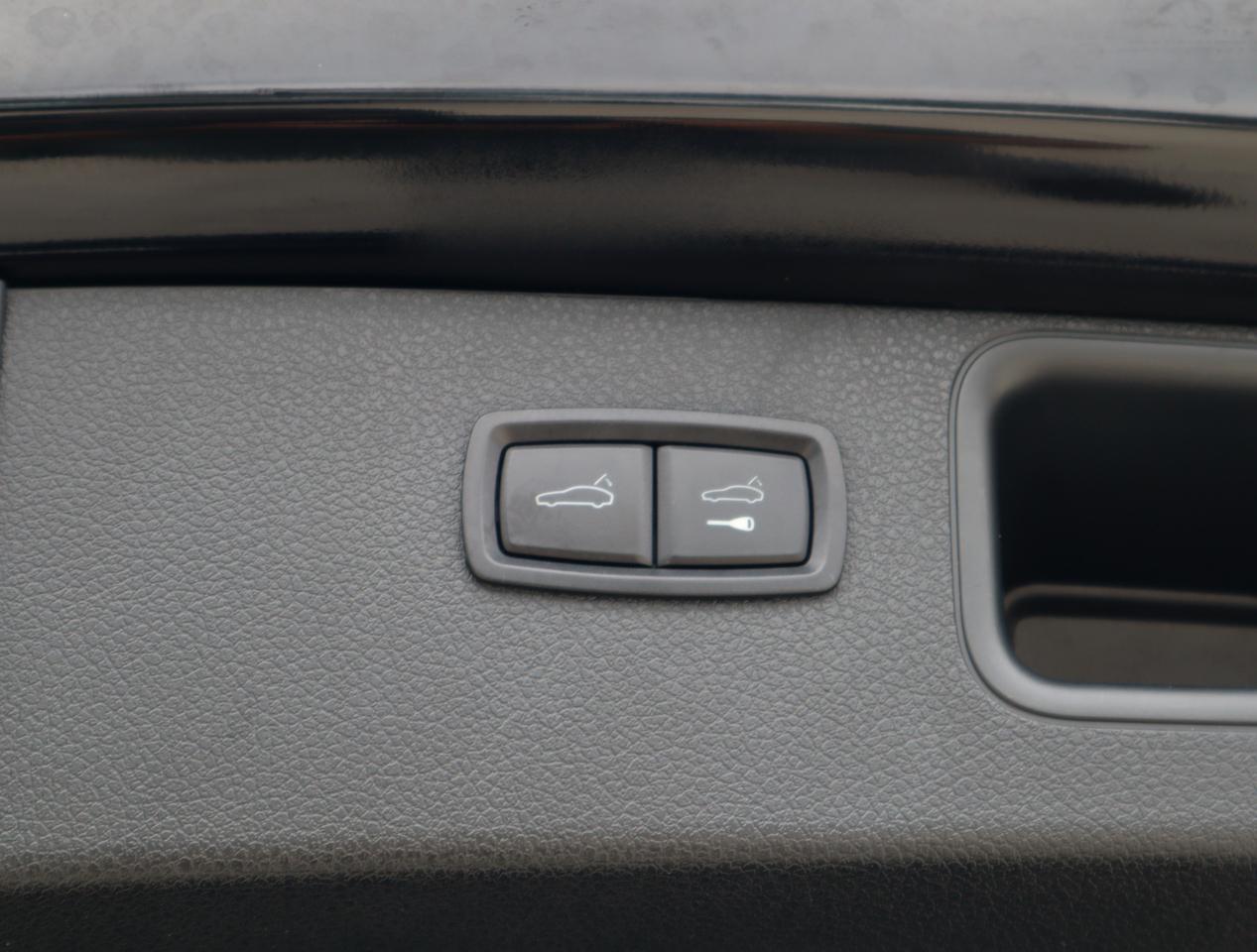 Porsche Macan Base 2018