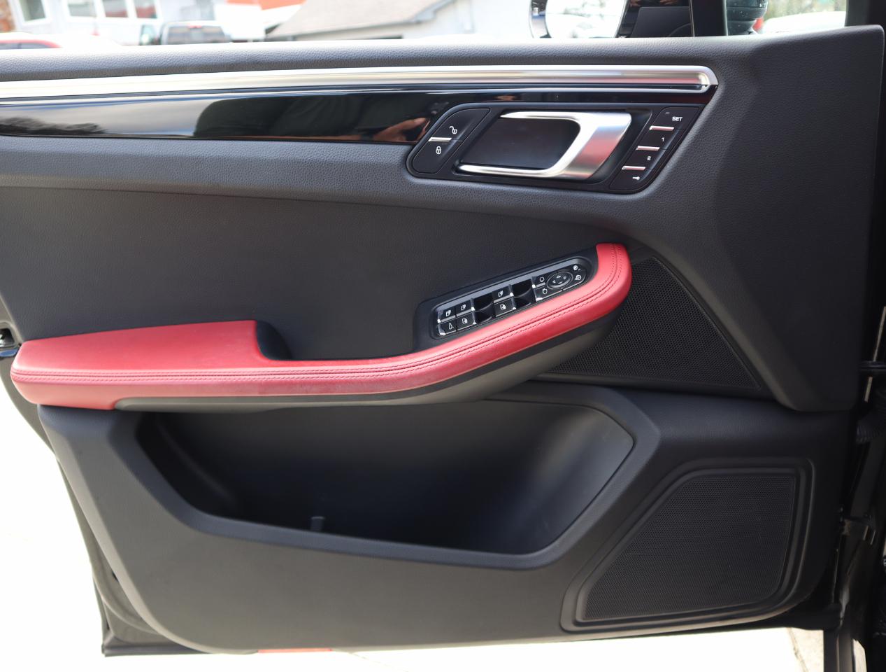 Porsche Macan Base 2018