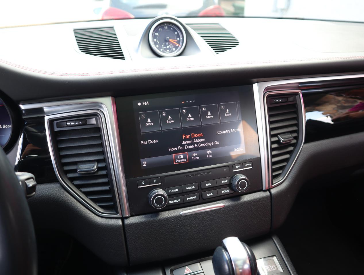 Porsche Macan Base 2018