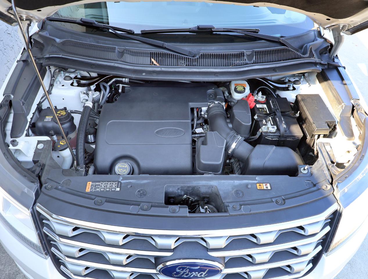 Ford Explorer Limited FWD 2017