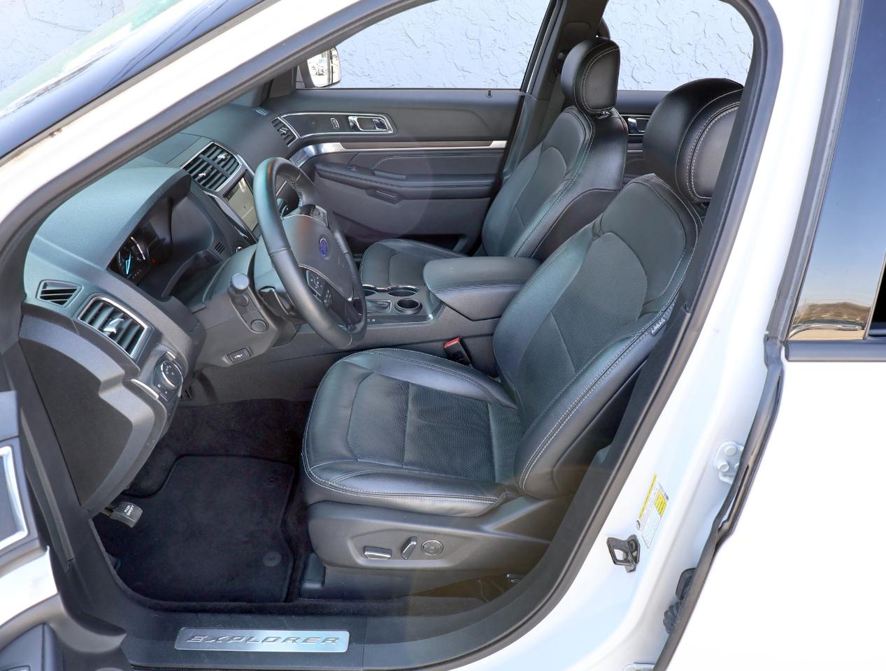 Ford Explorer Limited FWD 2017