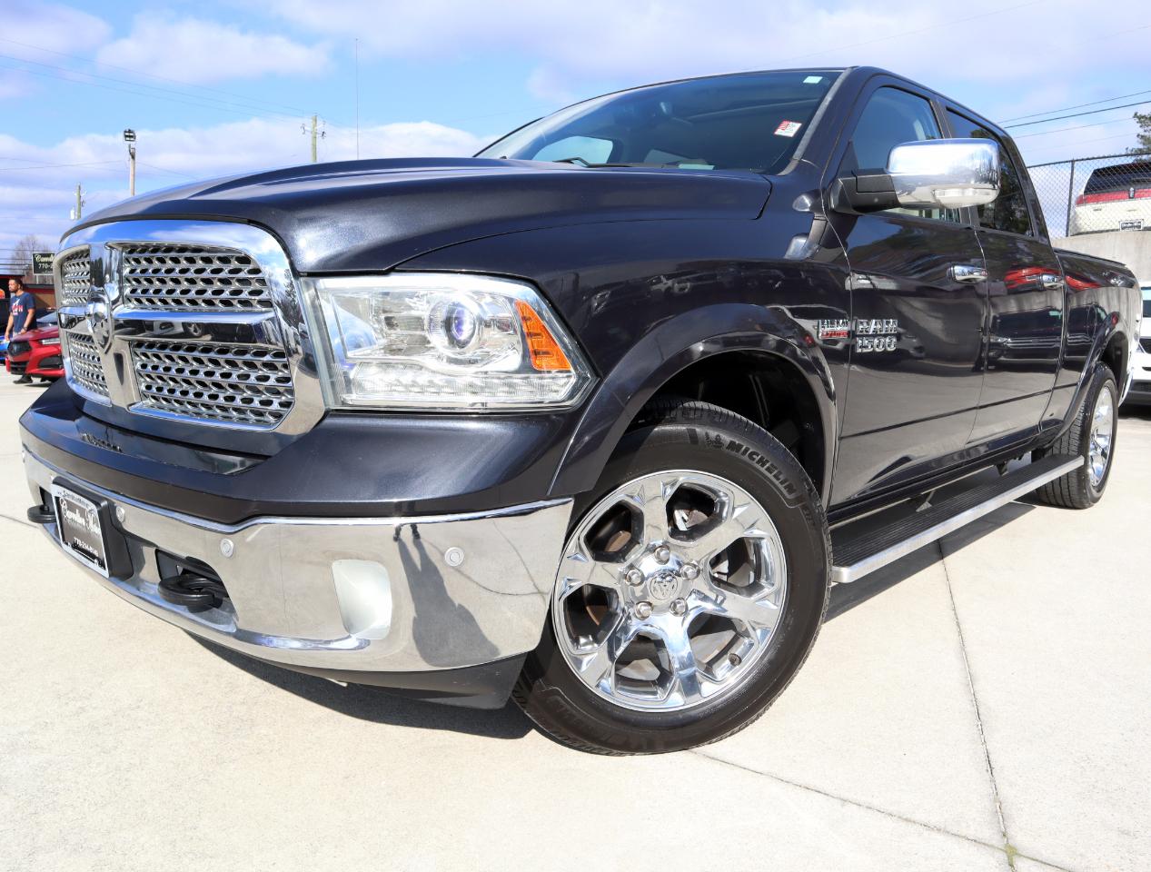 RAM 1500 Laramie Crew Cab LWB 4WD 2016