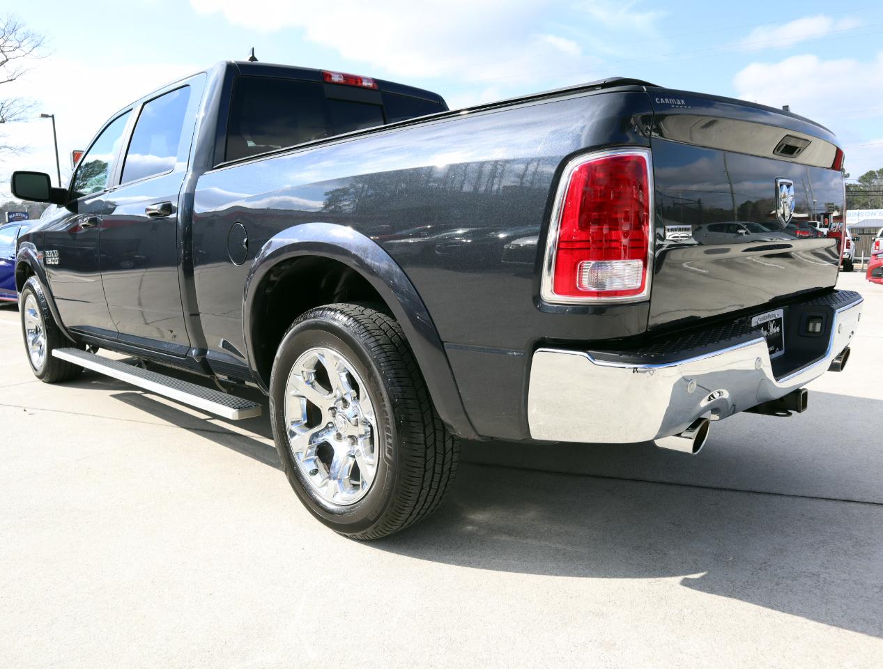 RAM 1500 Laramie Crew Cab LWB 4WD 2016