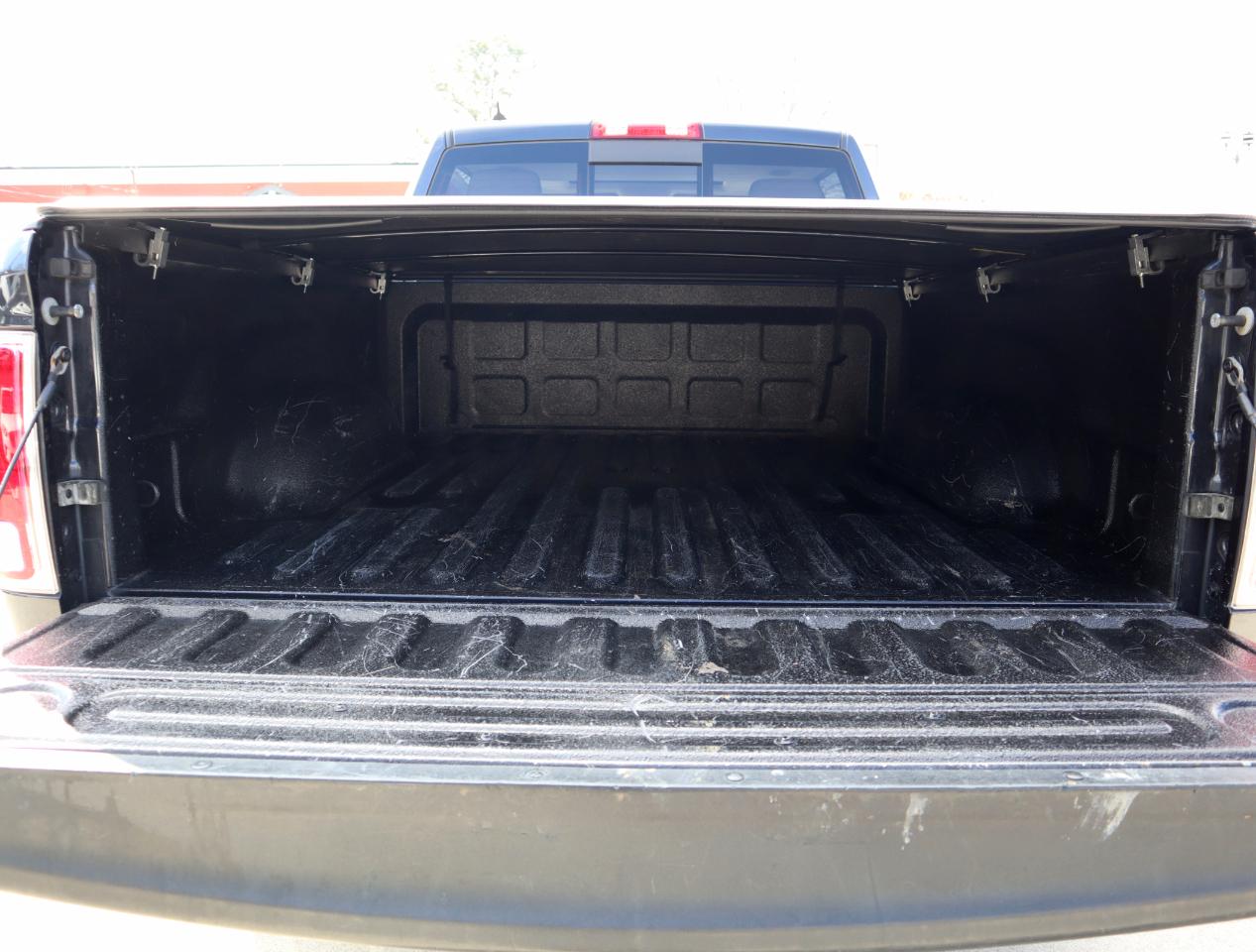 RAM 1500 Laramie Crew Cab LWB 4WD 2016