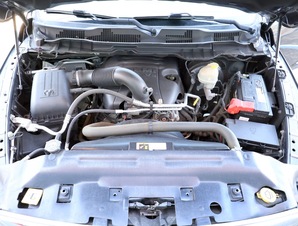 RAM 1500 Laramie Crew Cab LWB 4WD 2016