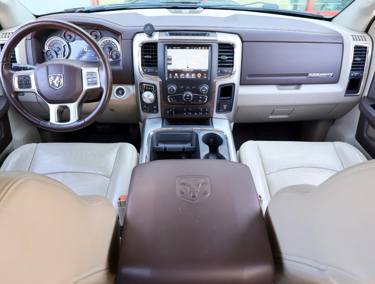 RAM 1500 Laramie Crew Cab LWB 4WD 2016