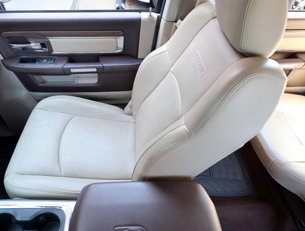 RAM 1500 Laramie Crew Cab LWB 4WD 2016