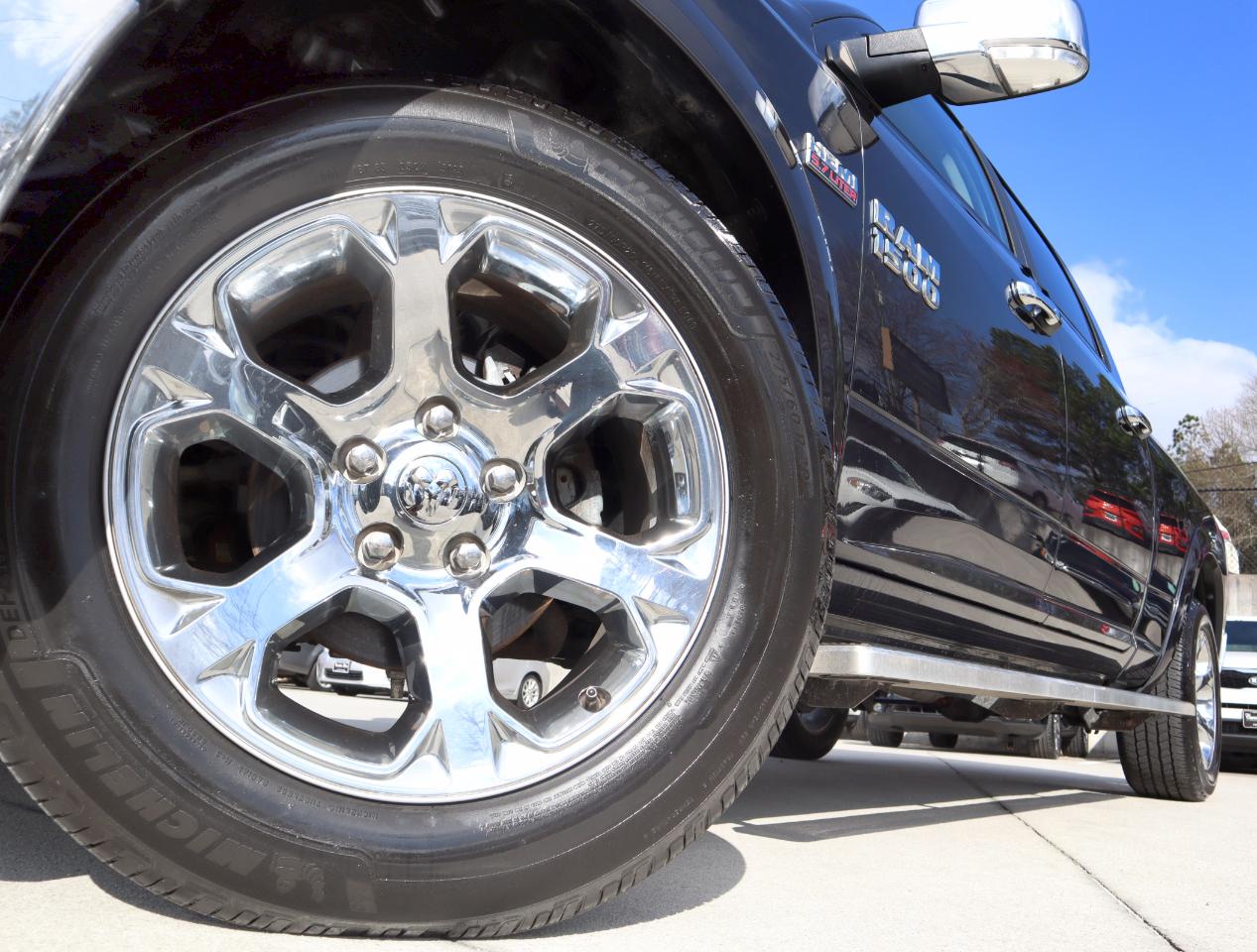 RAM 1500 Laramie Crew Cab LWB 4WD 2016