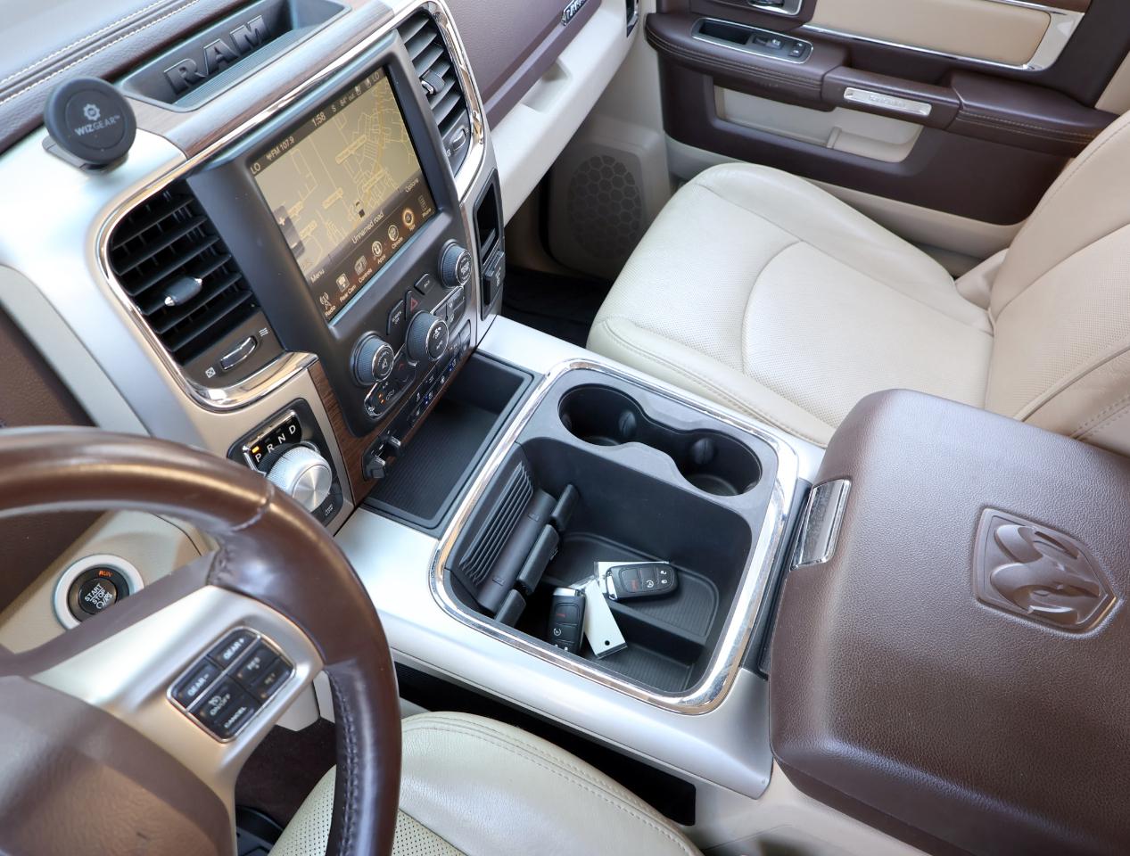 RAM 1500 Laramie Crew Cab LWB 4WD 2016