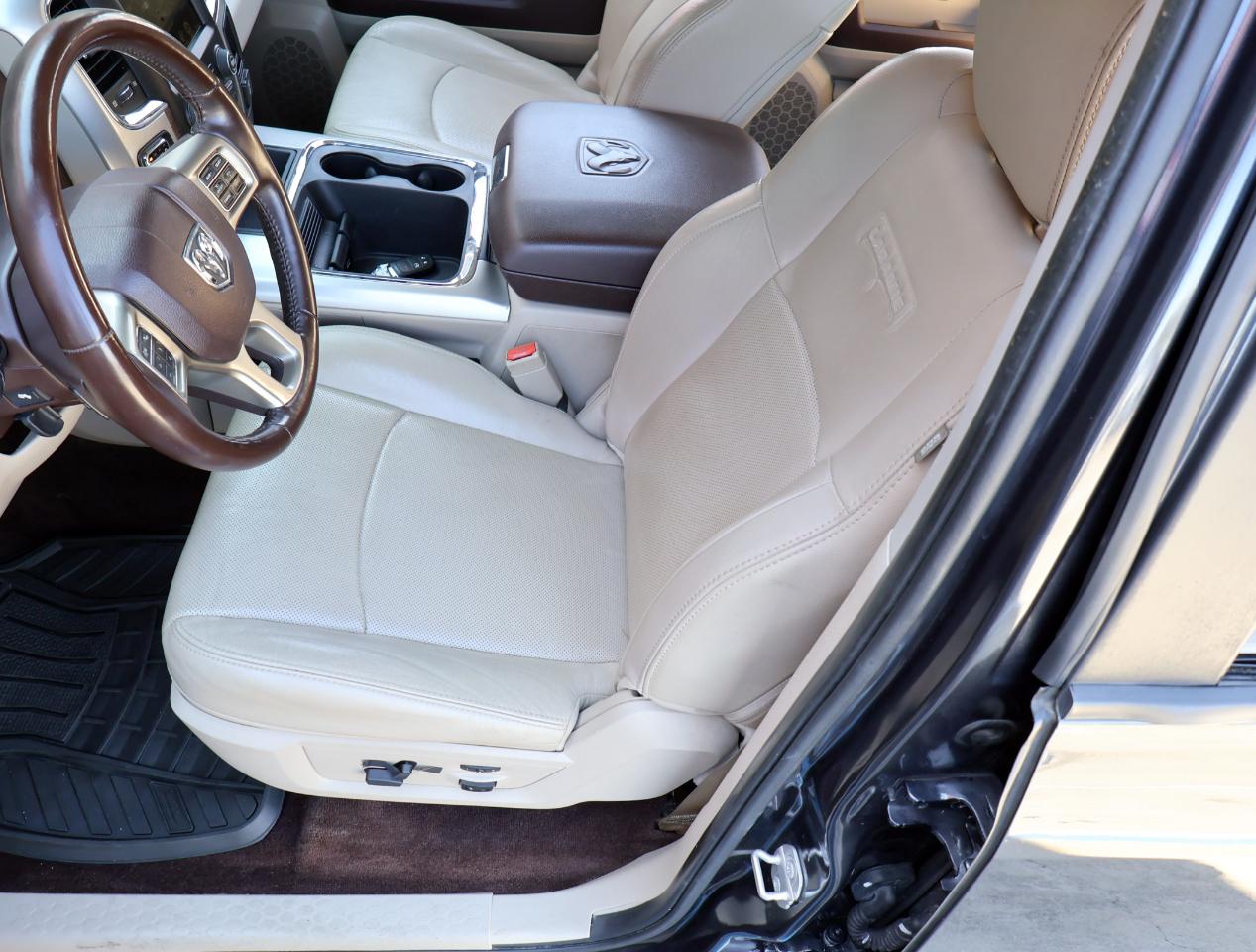 RAM 1500 Laramie Crew Cab LWB 4WD 2016