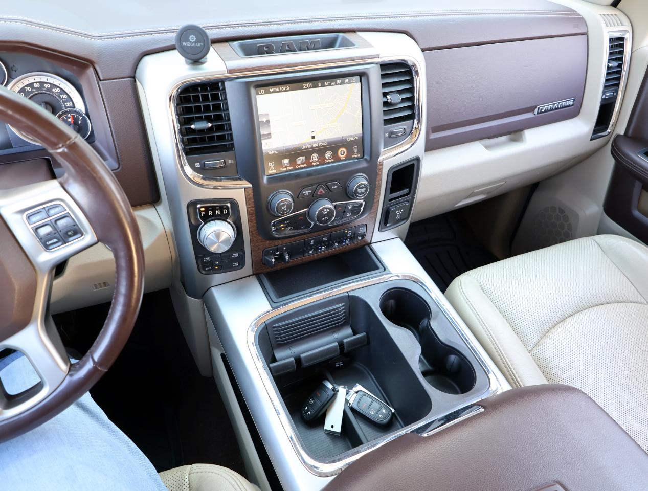 RAM 1500 Laramie Crew Cab LWB 4WD 2016