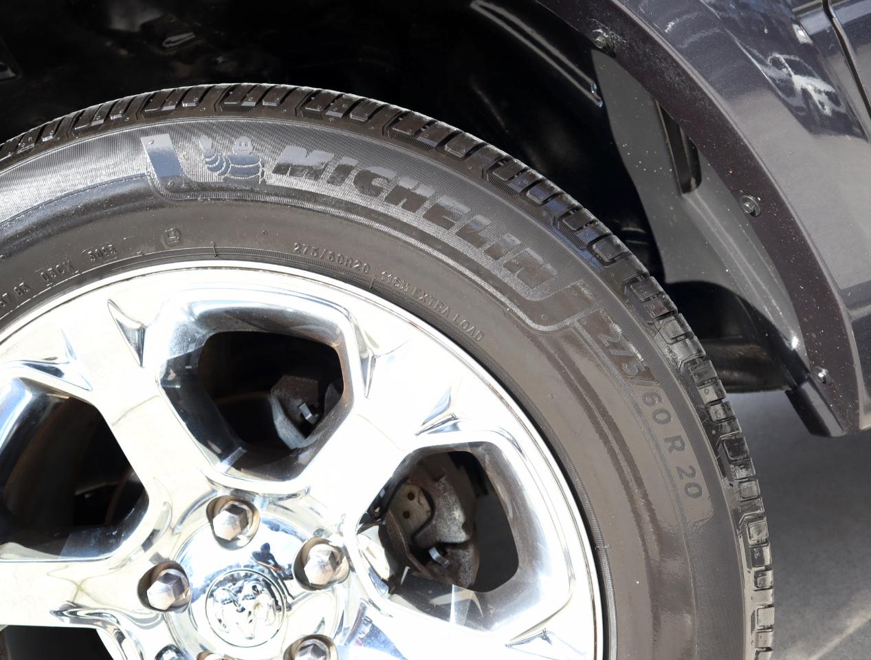 RAM 1500 Laramie Crew Cab LWB 4WD 2016