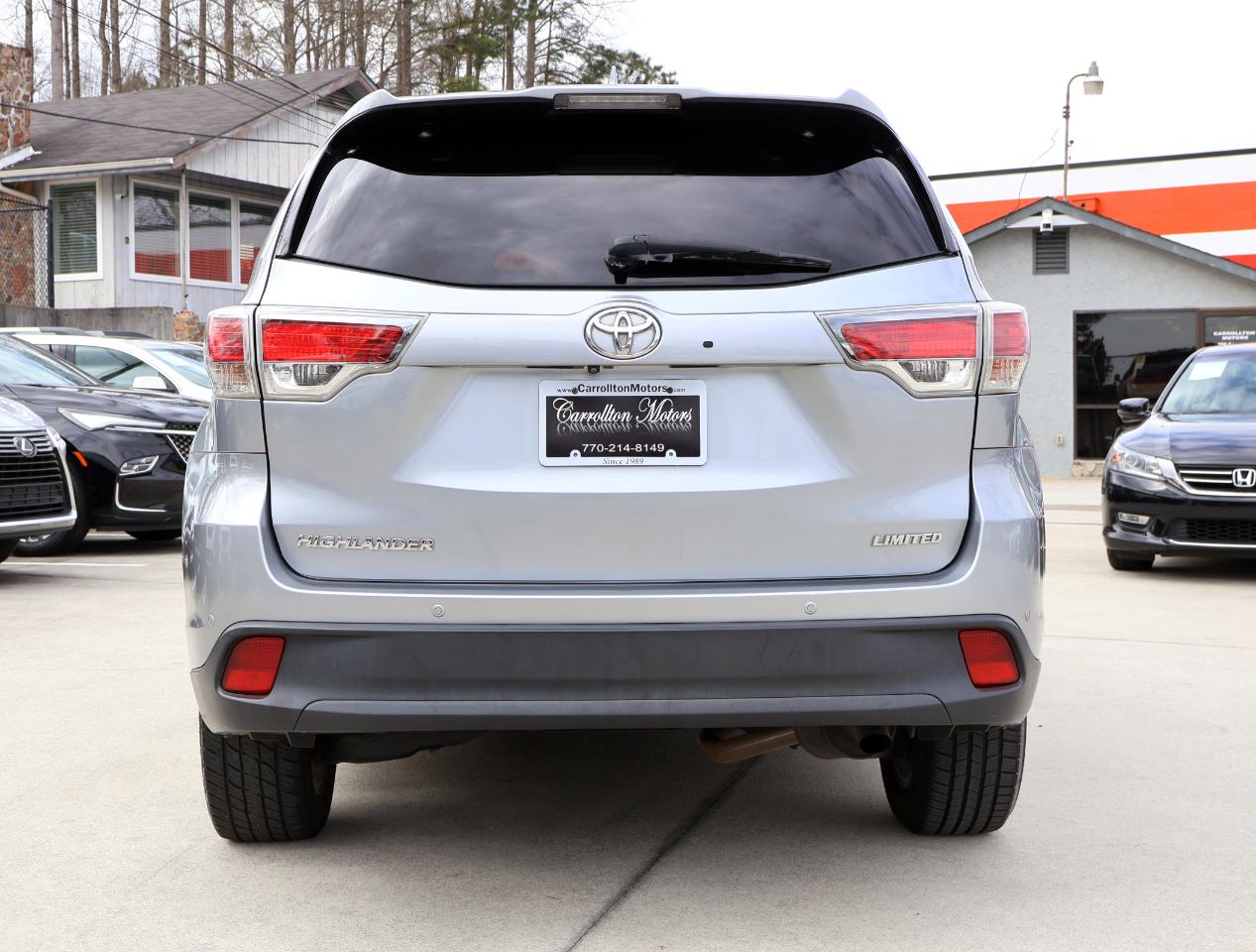 Toyota Highlander Limited FWD V6 2015