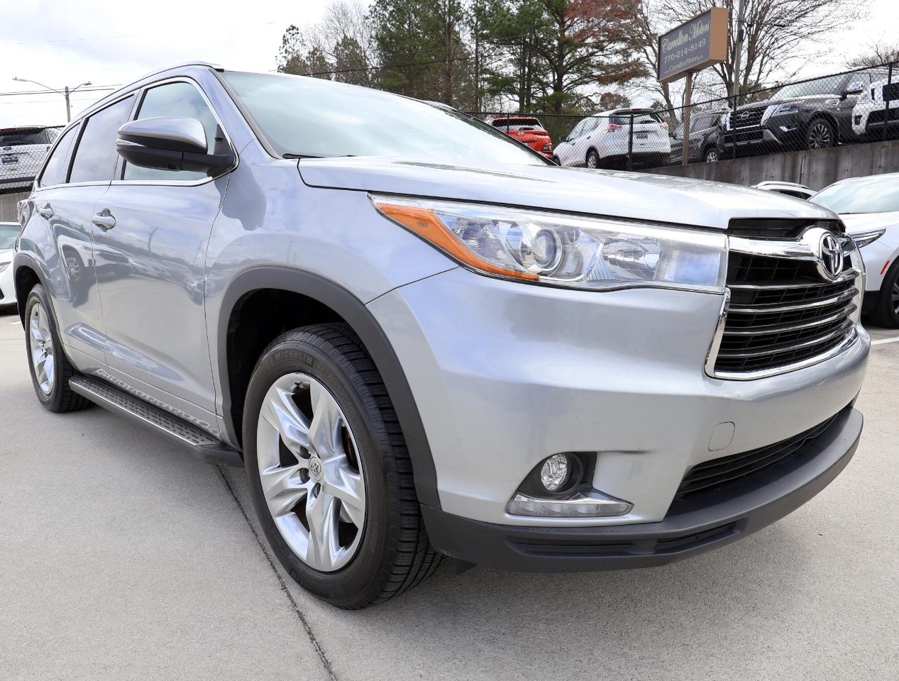 Toyota Highlander Limited FWD V6 2015
