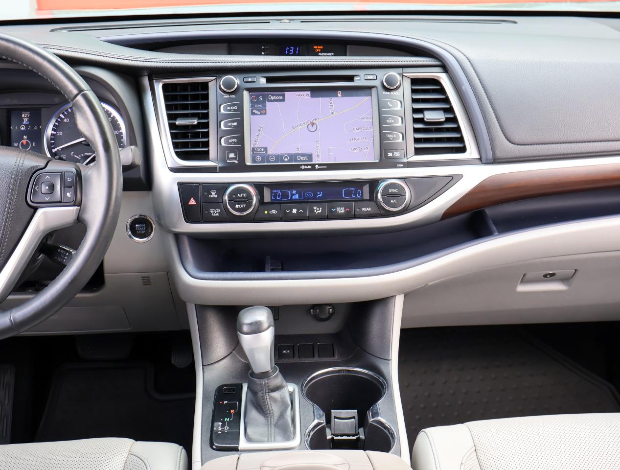 Toyota Highlander Limited FWD V6 2015