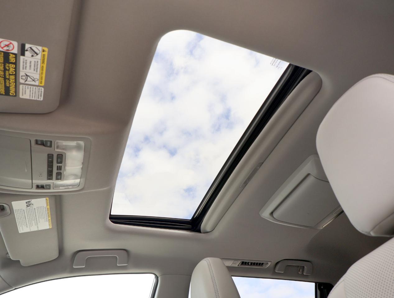 Toyota Highlander Limited FWD V6 2015