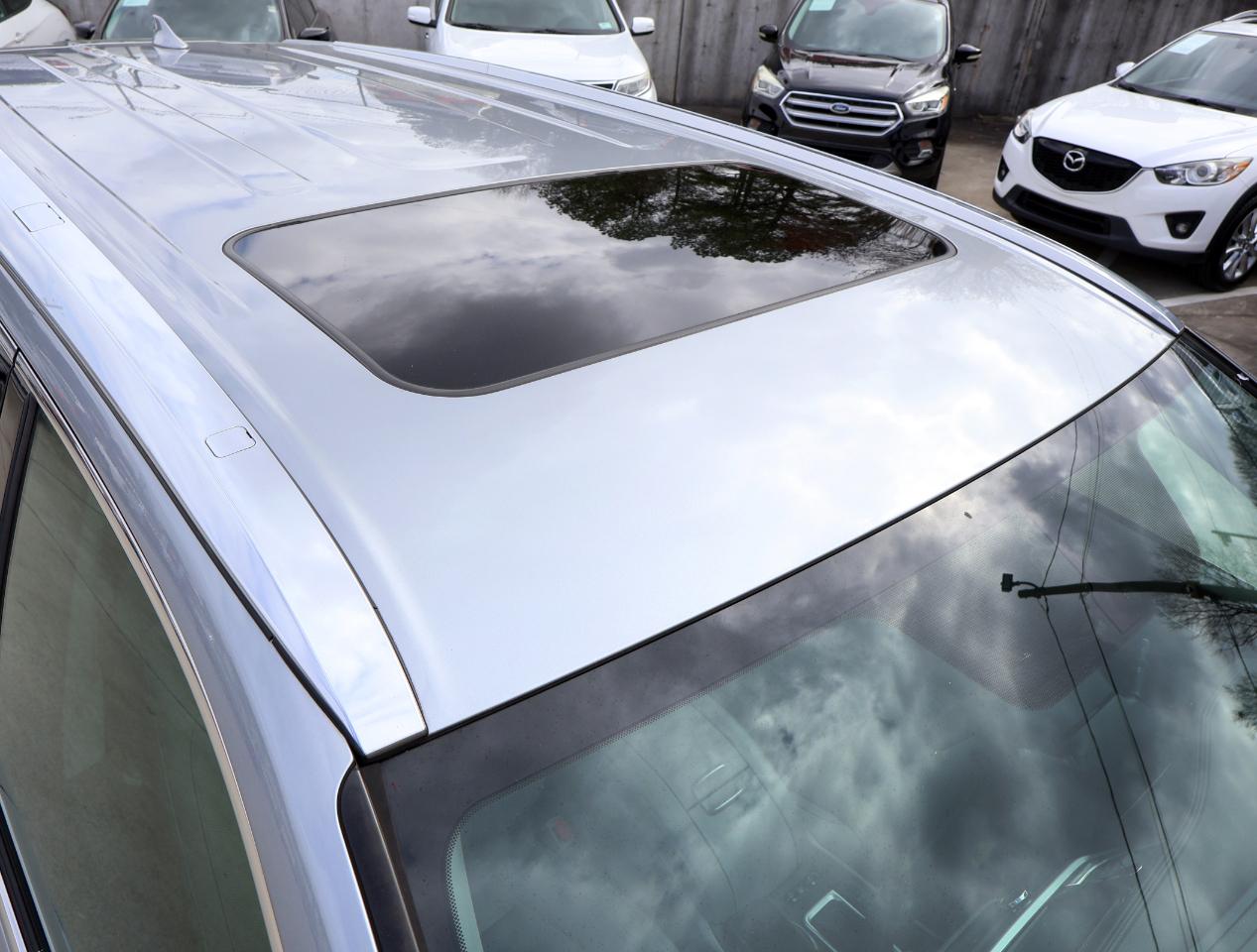 Toyota Highlander Limited FWD V6 2015