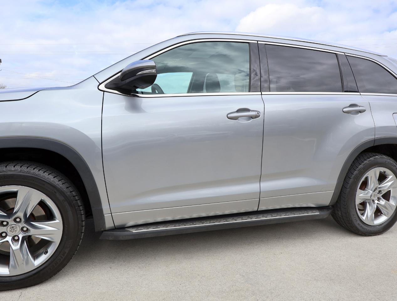 Toyota Highlander Limited FWD V6 2015