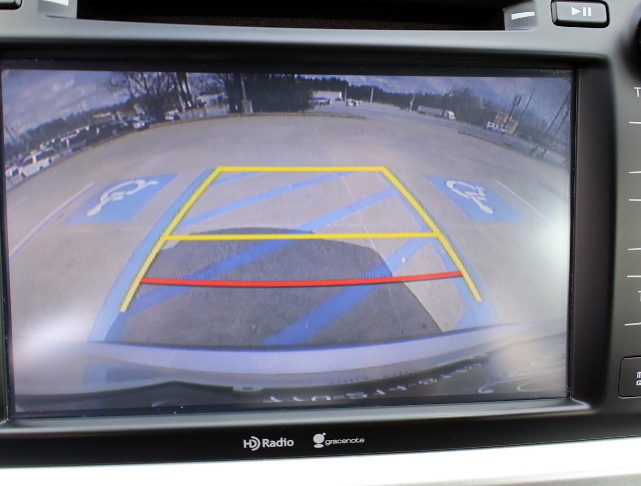 Toyota Highlander Limited FWD V6 2015