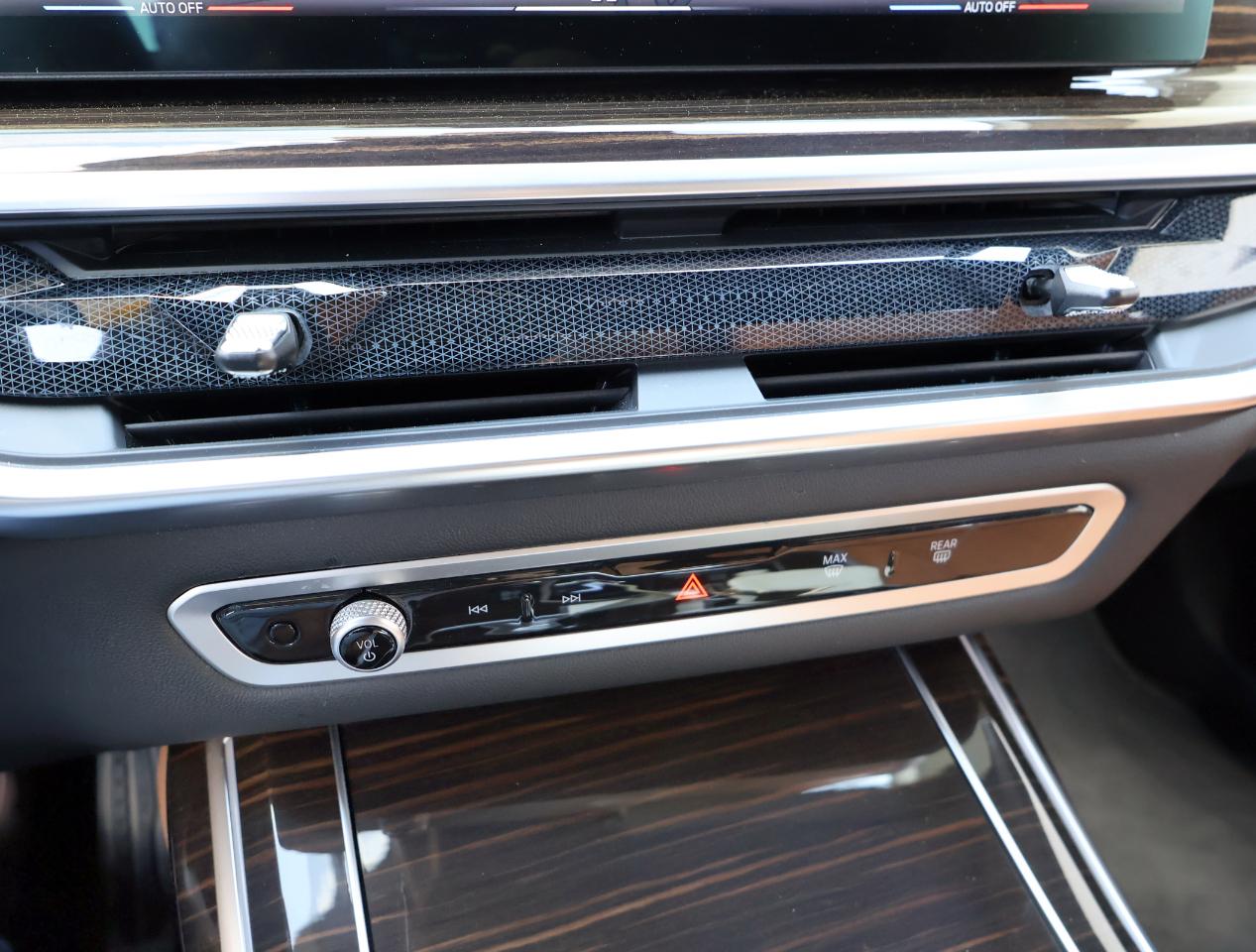 BMW X7 xDrive40i 2024