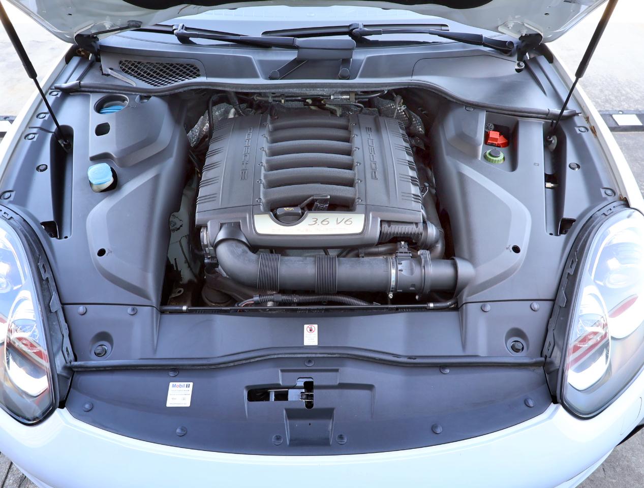 Porsche Cayenne  2018