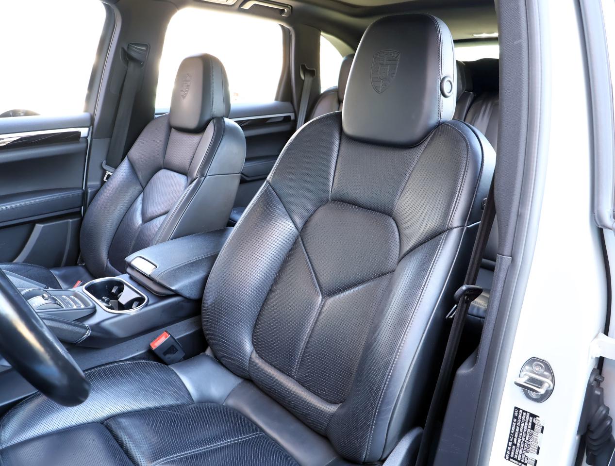 Porsche Cayenne  2018