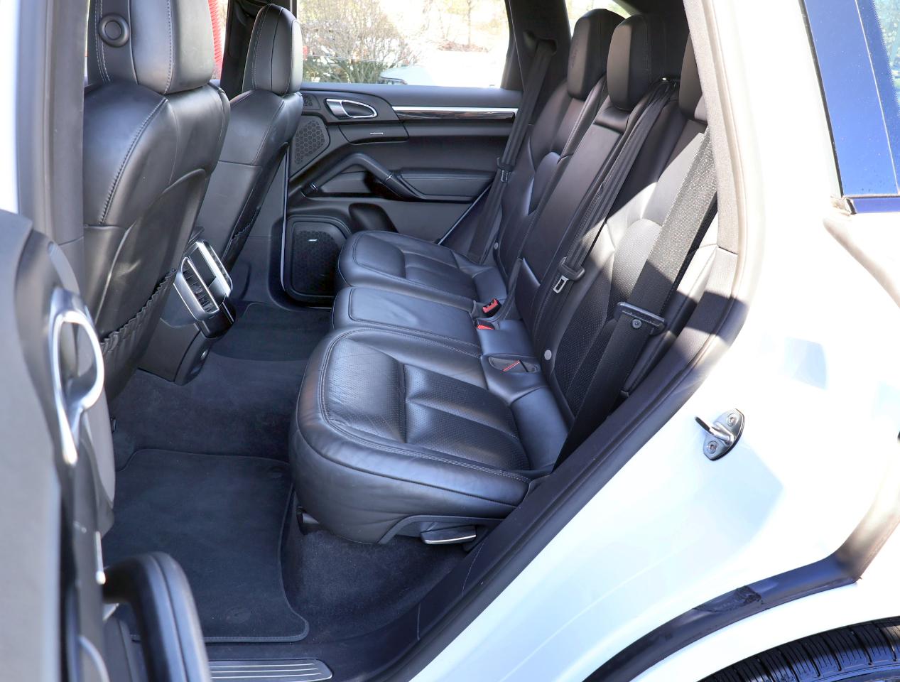 Porsche Cayenne  2018