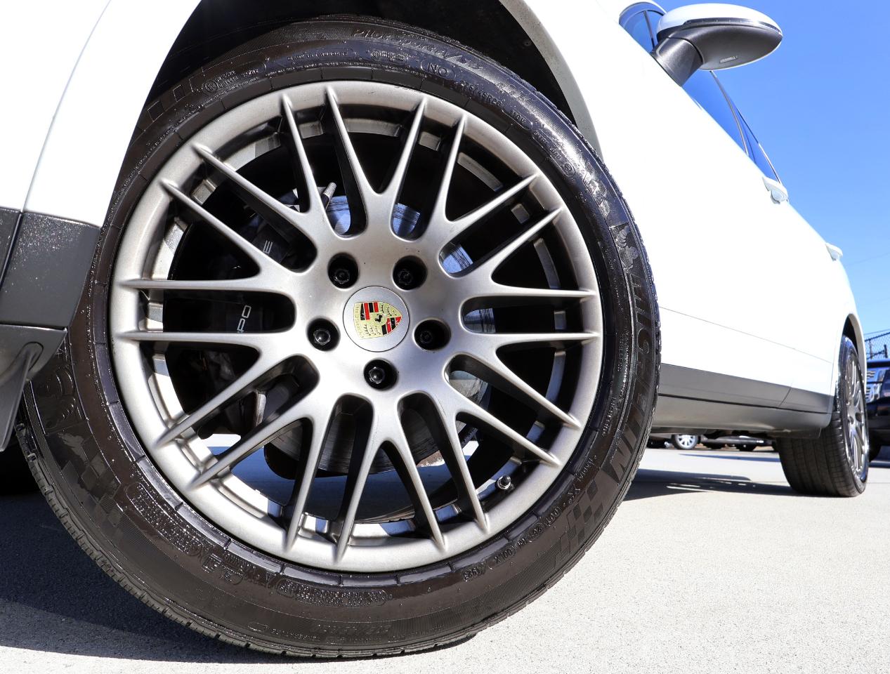 Porsche Cayenne  2018