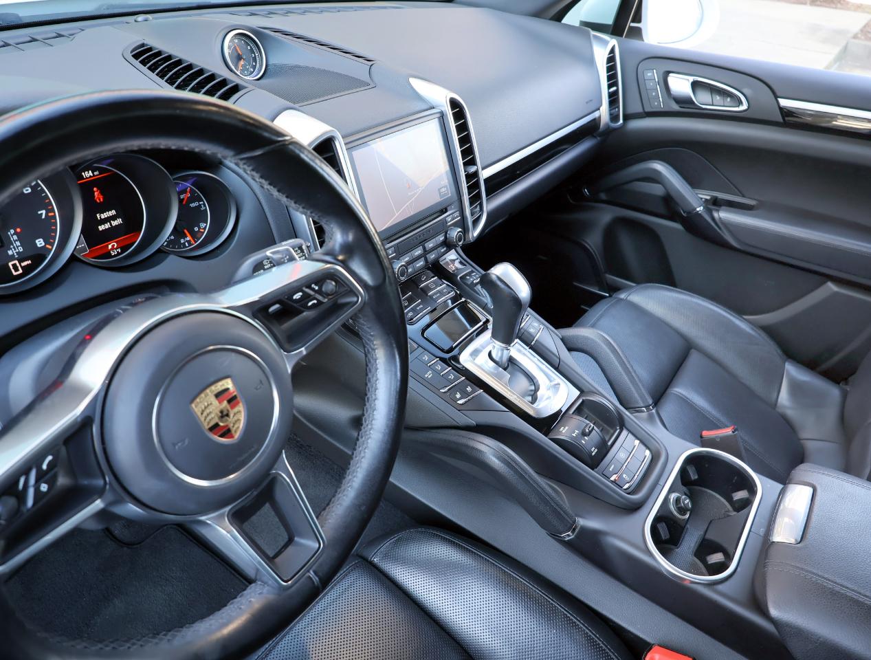 Porsche Cayenne  2018