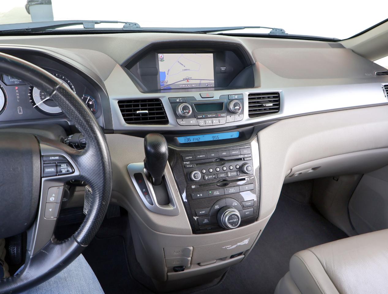 Honda Odyssey Touring 2011