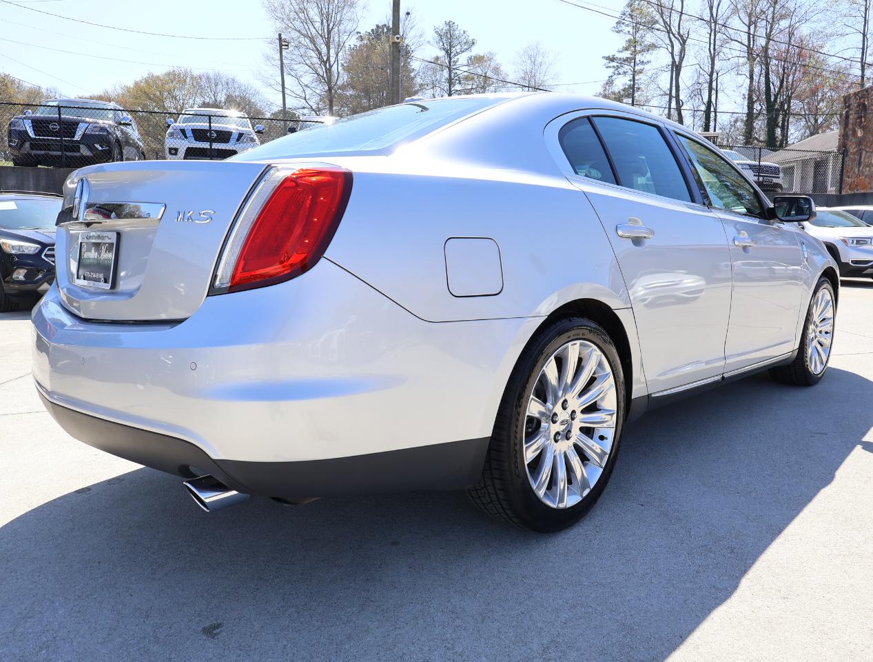 Lincoln MKS 3.7L FWD 2010