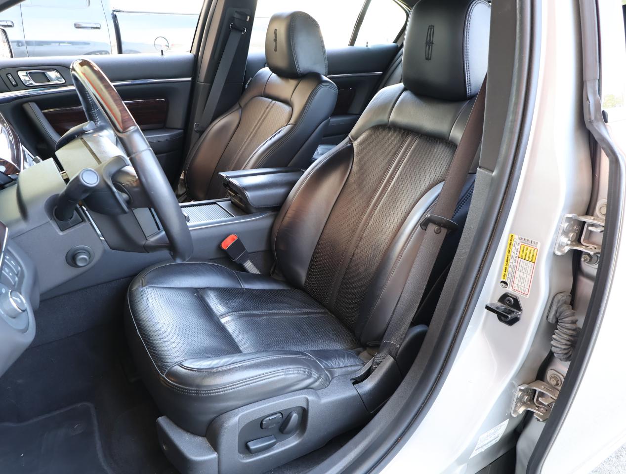 Lincoln MKS 3.7L FWD 2010