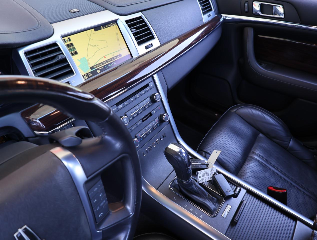 Lincoln MKS 3.7L FWD 2010