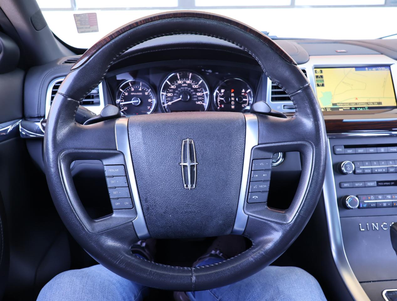 Lincoln MKS 3.7L FWD 2010