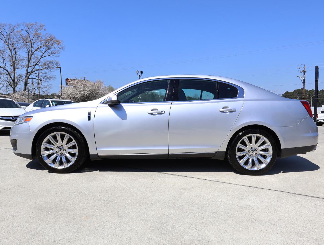 Lincoln MKS 3.7L FWD 2010
