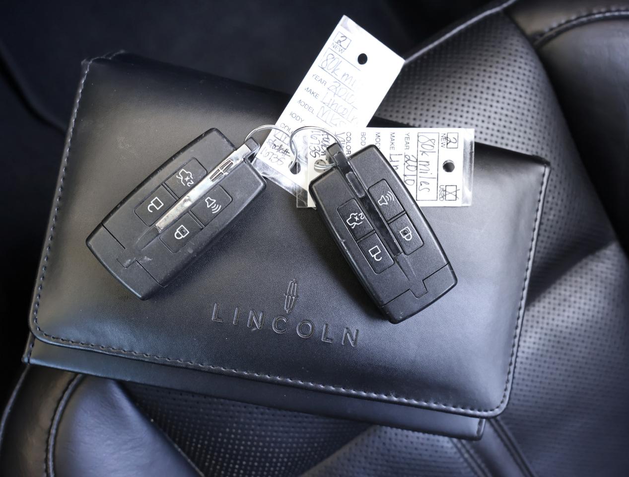 Lincoln MKS 3.7L FWD 2010