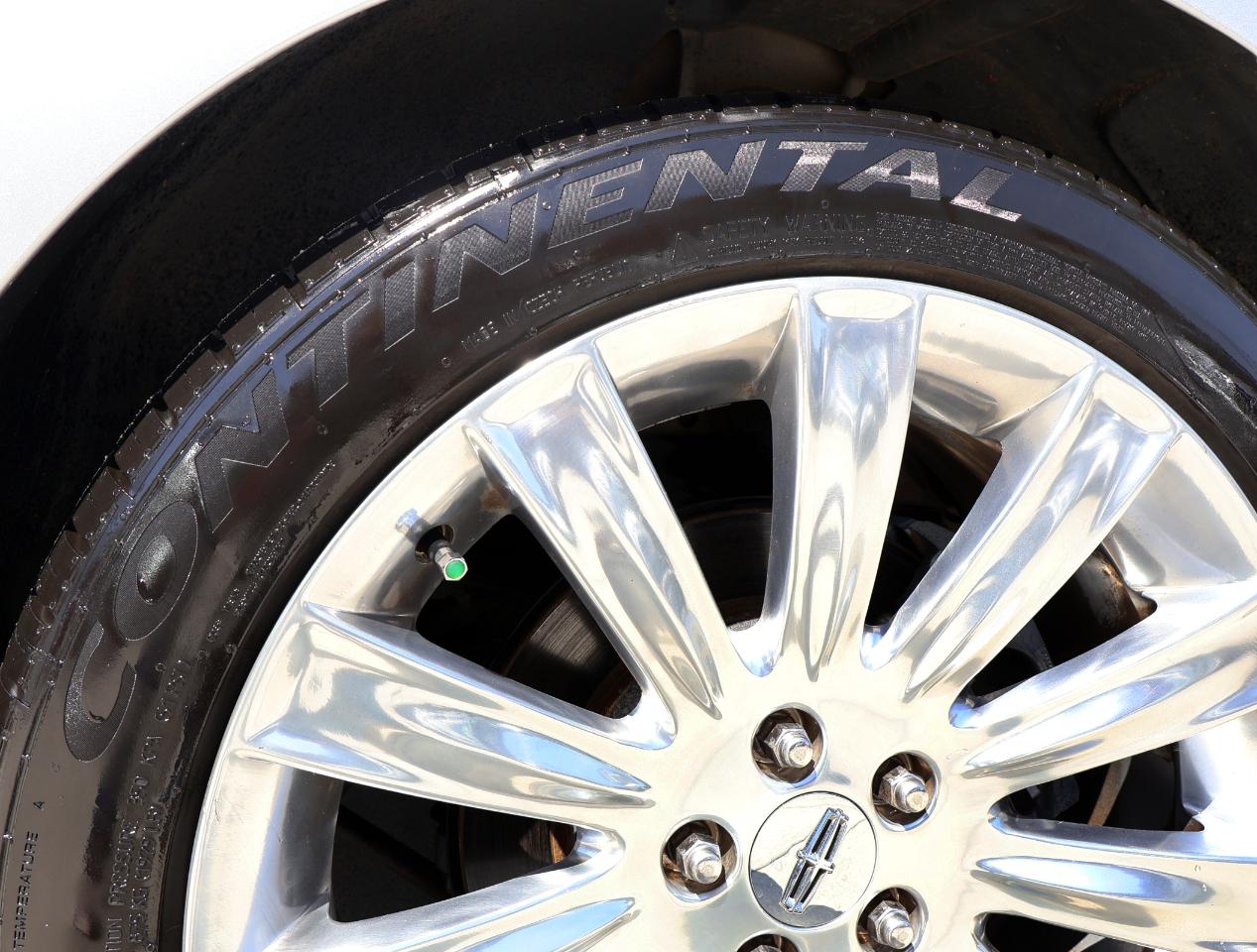 Lincoln MKS 3.7L FWD 2010