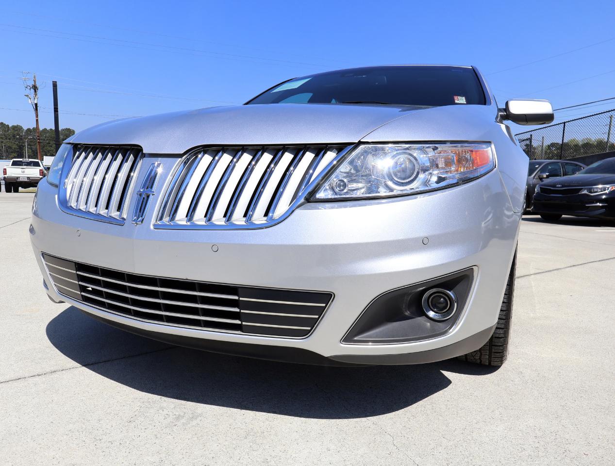 Lincoln MKS 3.7L FWD 2010