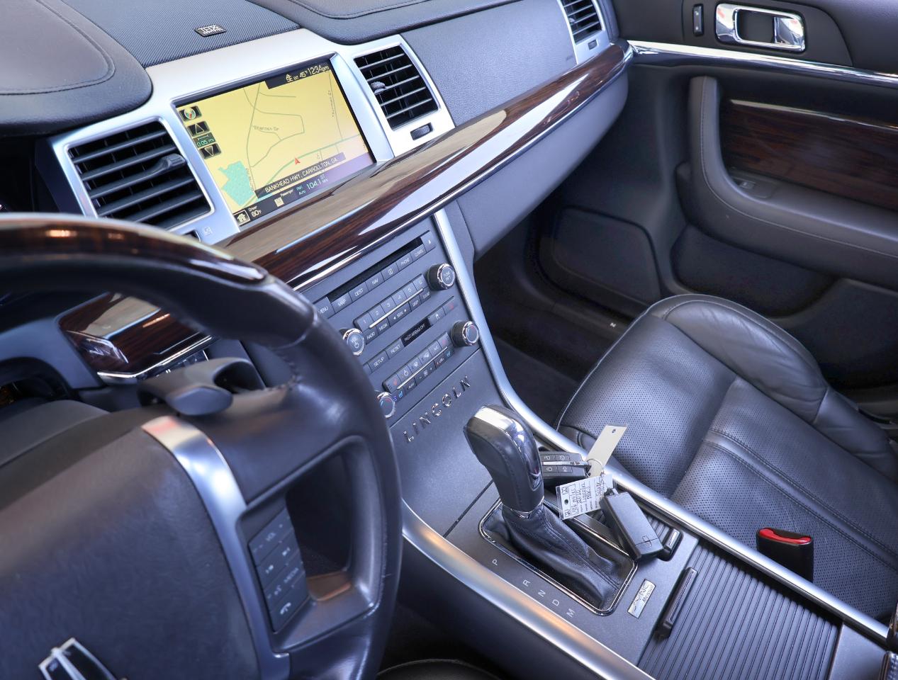 Lincoln MKS 3.7L FWD 2010