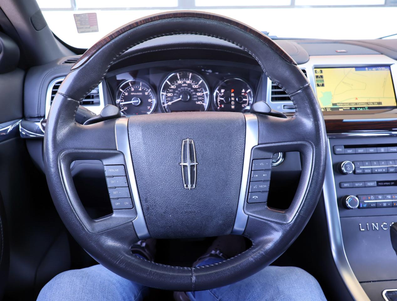 Lincoln MKS 3.7L FWD 2010