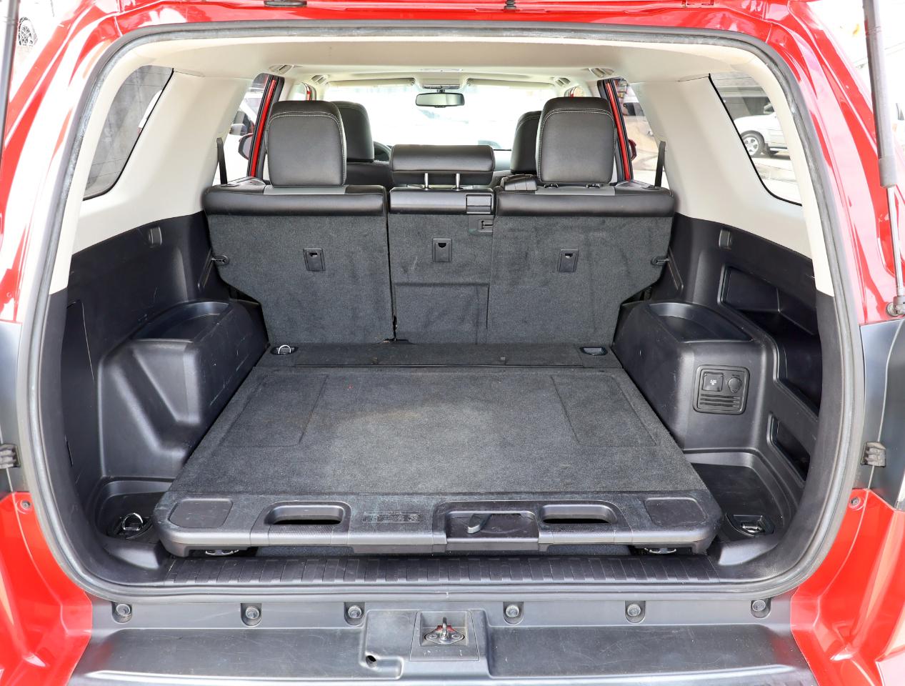 Toyota 4Runner SR5 4WD 2016