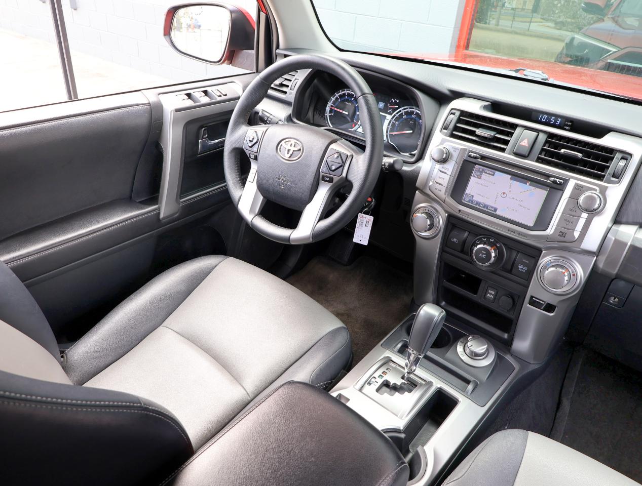 Toyota 4Runner SR5 4WD 2016